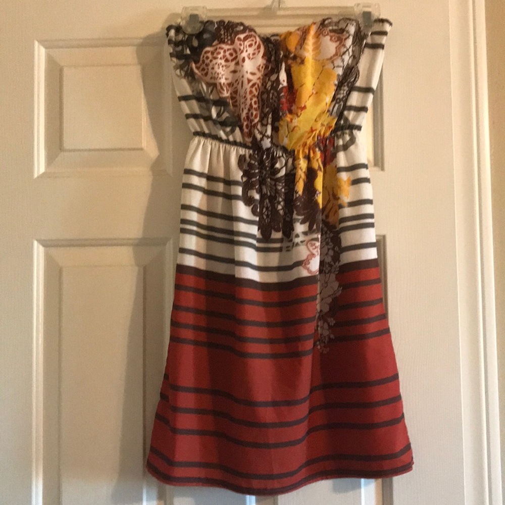 Strapless dress